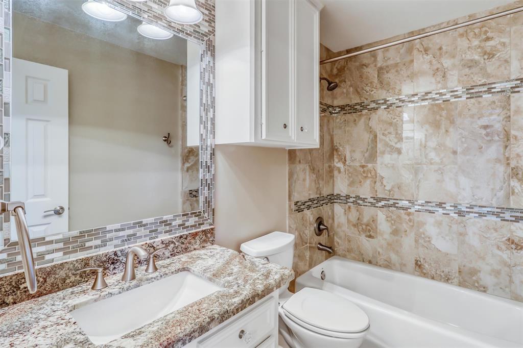 2114 Summerland Drive, Richmond, Texas image 32
