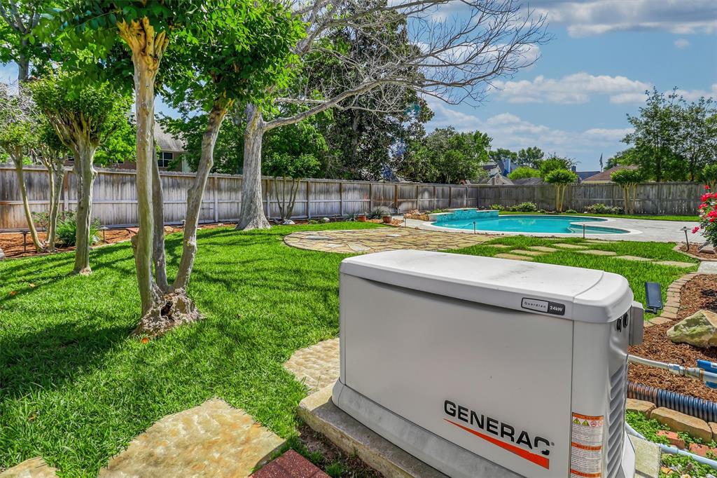 2114 Summerland Drive, Richmond, Texas image 45