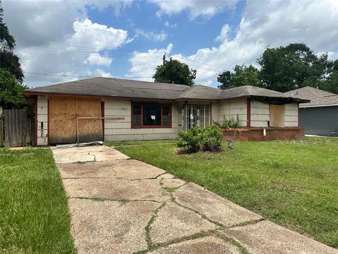 5807 Doulton Drive Houston TX 77033