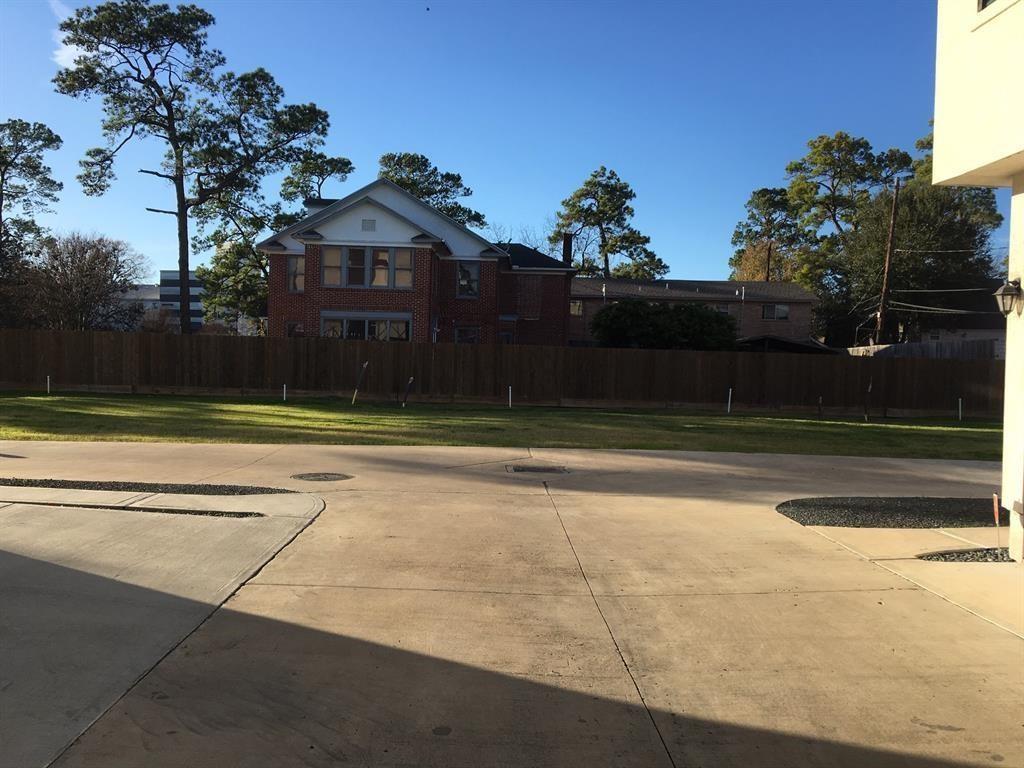 2551 Calumet Street, Houston, Texas image 10