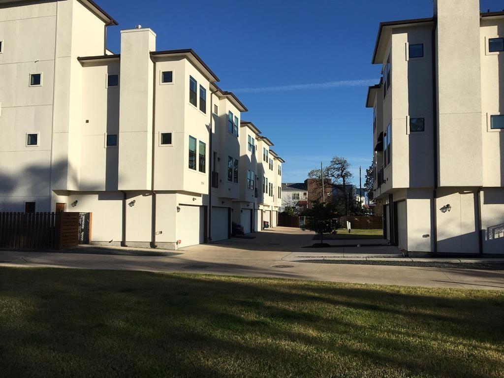 2551 Calumet Street, Houston, Texas image 12