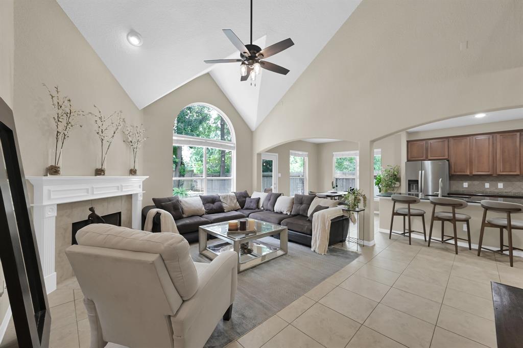 2 Colewood Court
