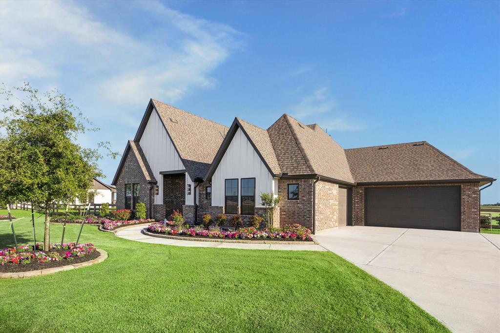 1019 Lake Breeze Drive, Waller, Texas image 4