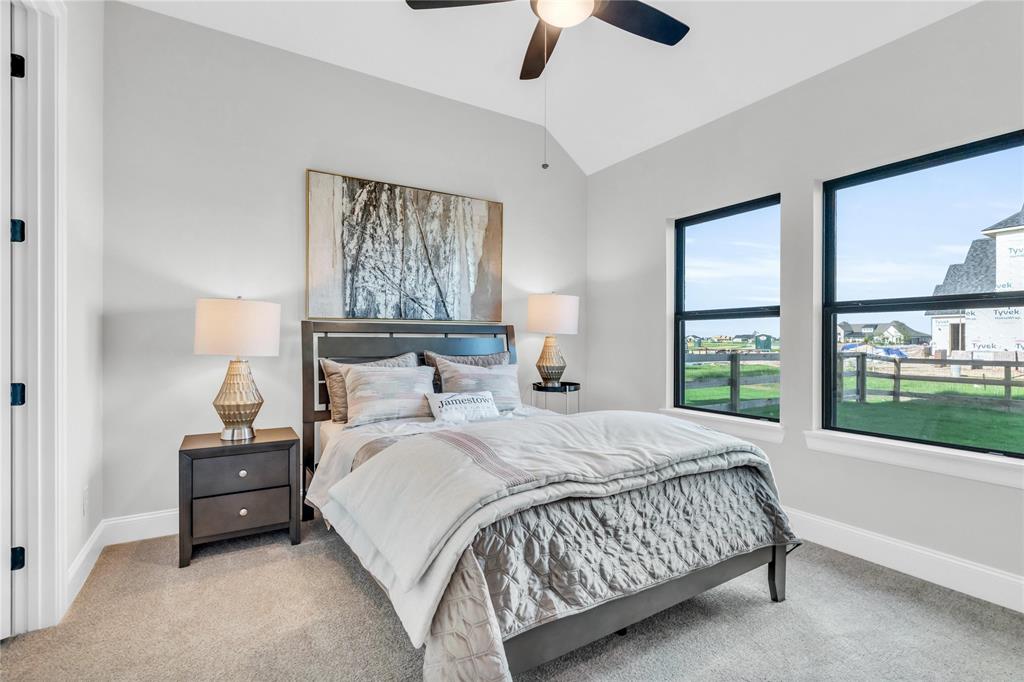 1019 Lake Breeze Drive, Waller, Texas image 38