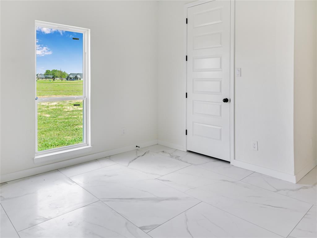 820 Angus Trail, Angleton, Texas image 21