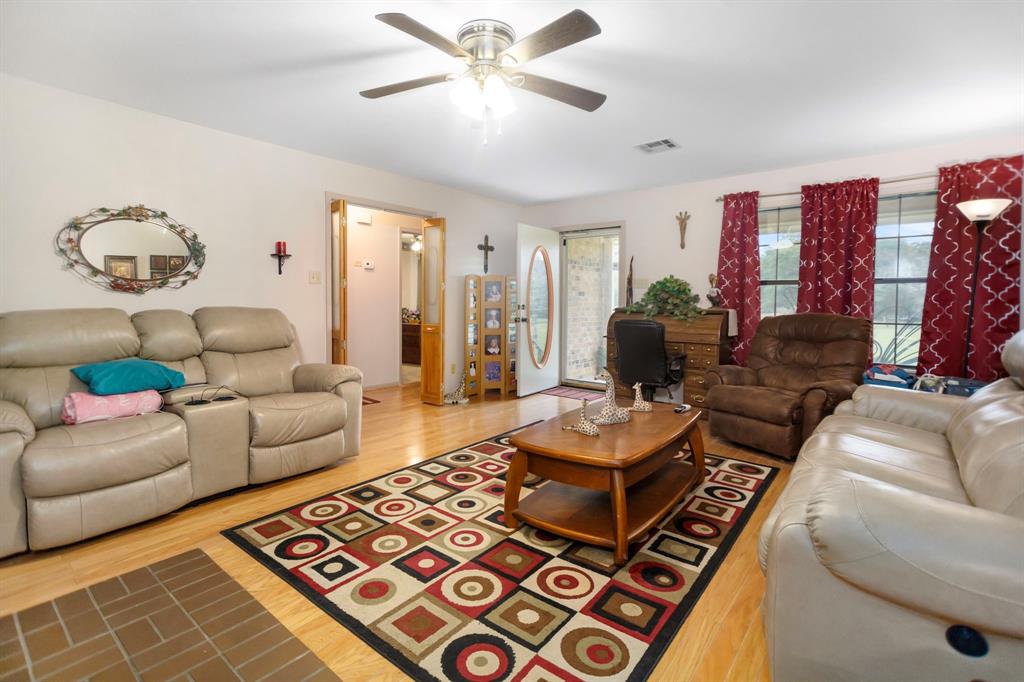 6522 Fm 357, Apple Springs, Texas image 3