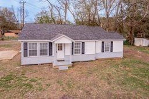 A home in Crockett