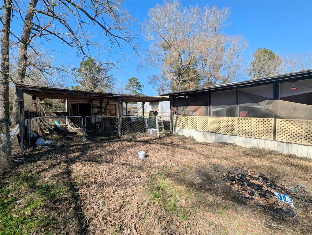 241 Robin Hood Drive, Livingston, Texas image 5