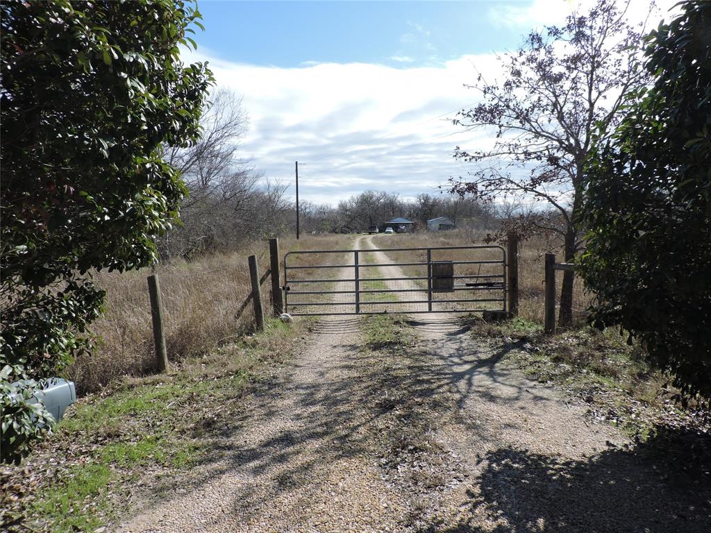 14822 County Road 229, Bedias, Texas image 1