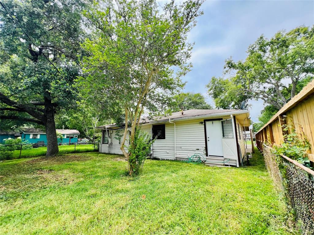 4919 Donald Street, Seabrook, Texas image 13