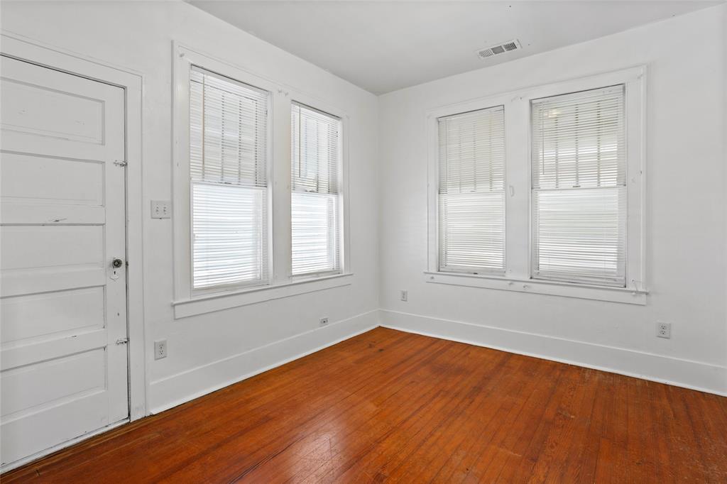 4128 Avenue R 1/2, Galveston, Texas image 22