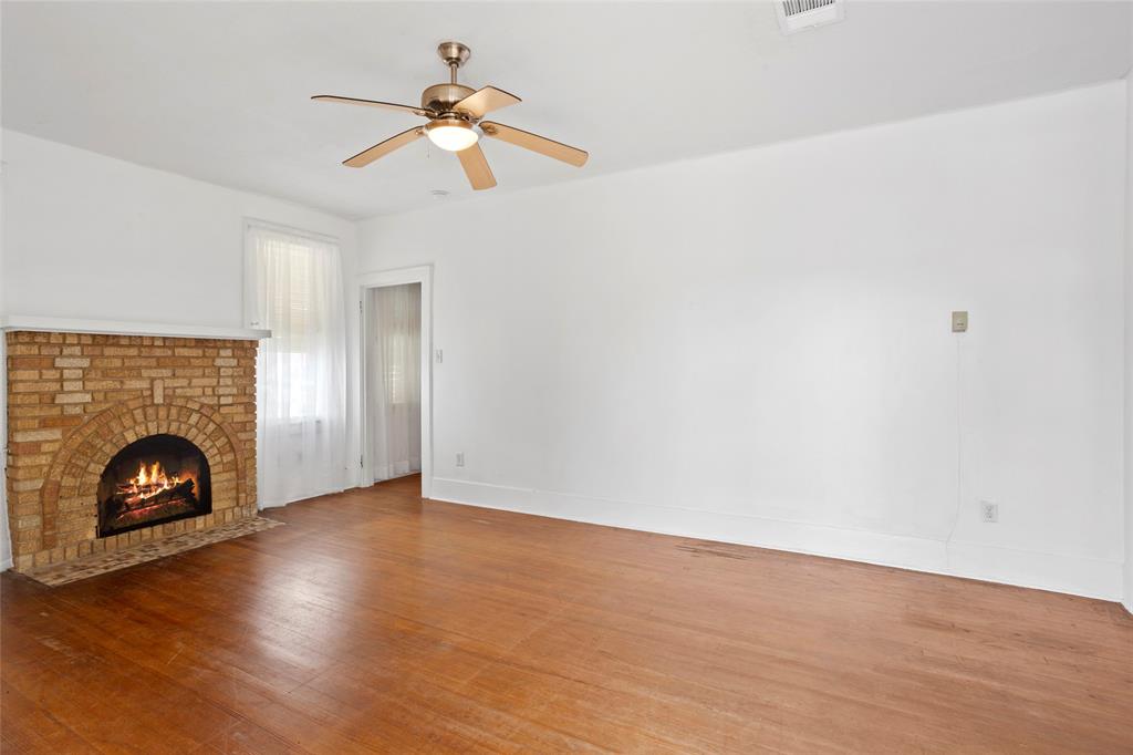 4128 Avenue R 1/2, Galveston, Texas image 6