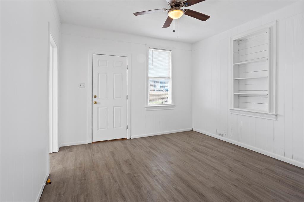 4128 Avenue R 1/2, Galveston, Texas image 31