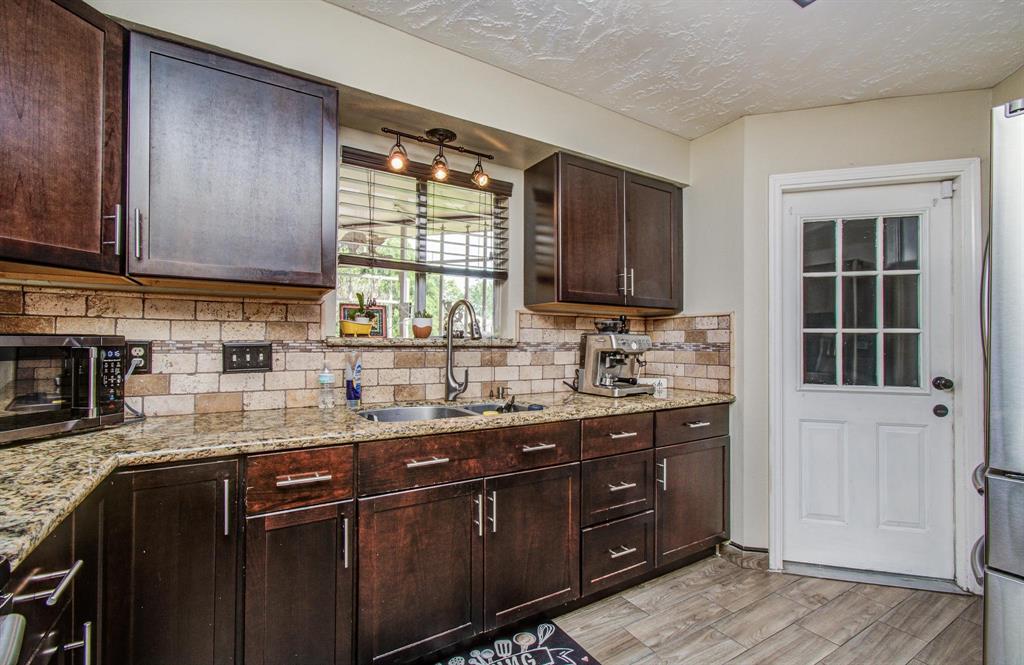 8419 NW Blacksmith Divide, Houston, Texas image 11