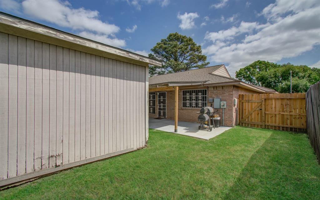 8419 NW Blacksmith Divide, Houston, Texas image 28