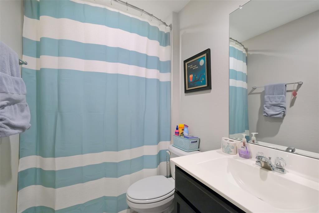 8434 Violet Hills Lane, Rosharon, Texas image 19