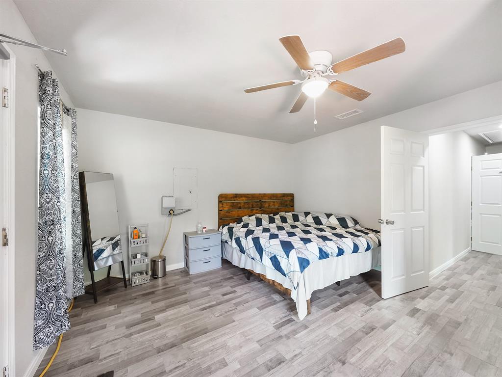 29 County Road 2131 #A, Cleveland, Texas image 14
