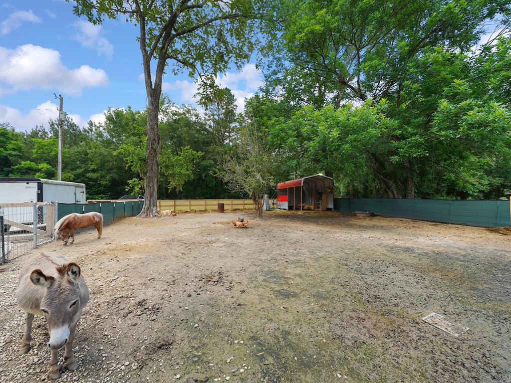 29 County Road 2131 #A, Cleveland, Texas image 21