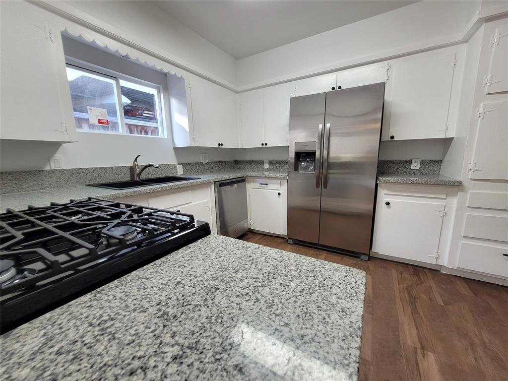 9350 Country Creek Drive #77, Houston, Texas image 14