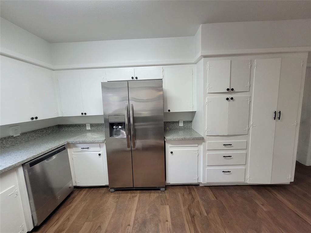 9350 Country Creek Drive #77, Houston, Texas image 16
