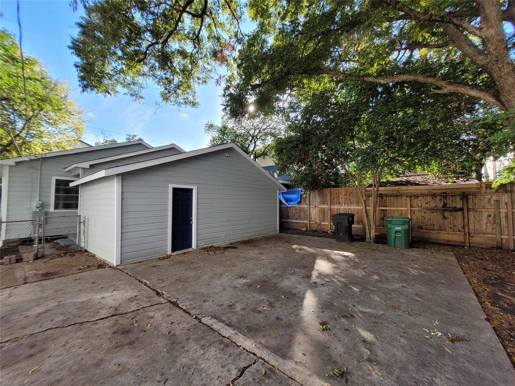 9350 Country Creek Drive #77, Houston, Texas image 25