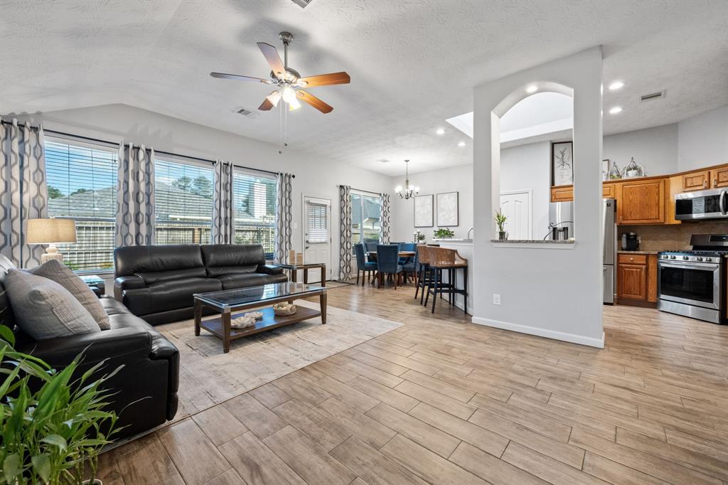 19514 Pine Cluster Lane, Humble, Texas image 4