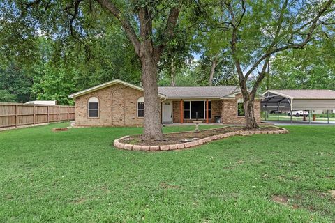 Single Family Residence in Porter TX 24360 Lake Drive.jpg