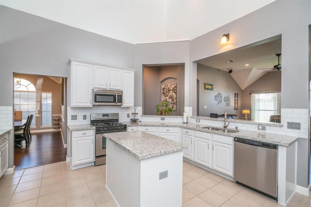 3208 Ivory Pointe Drive