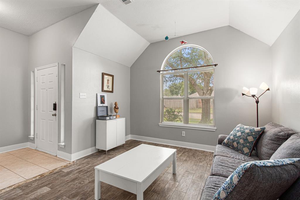 20314 Pomegranate Lane, Katy, Texas image 2
