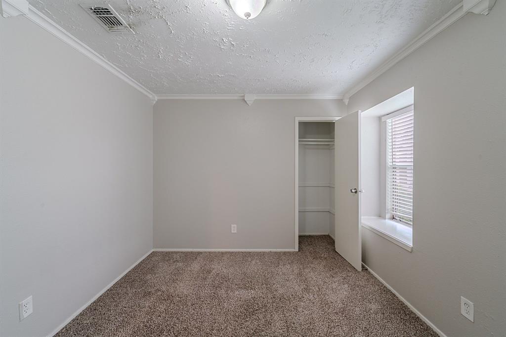 20211 Big Timber Court, Humble, Texas image 15