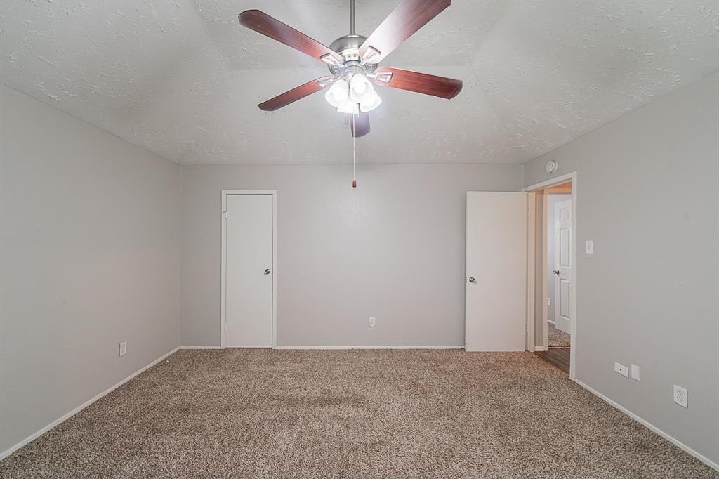 20211 Big Timber Court, Humble, Texas image 12
