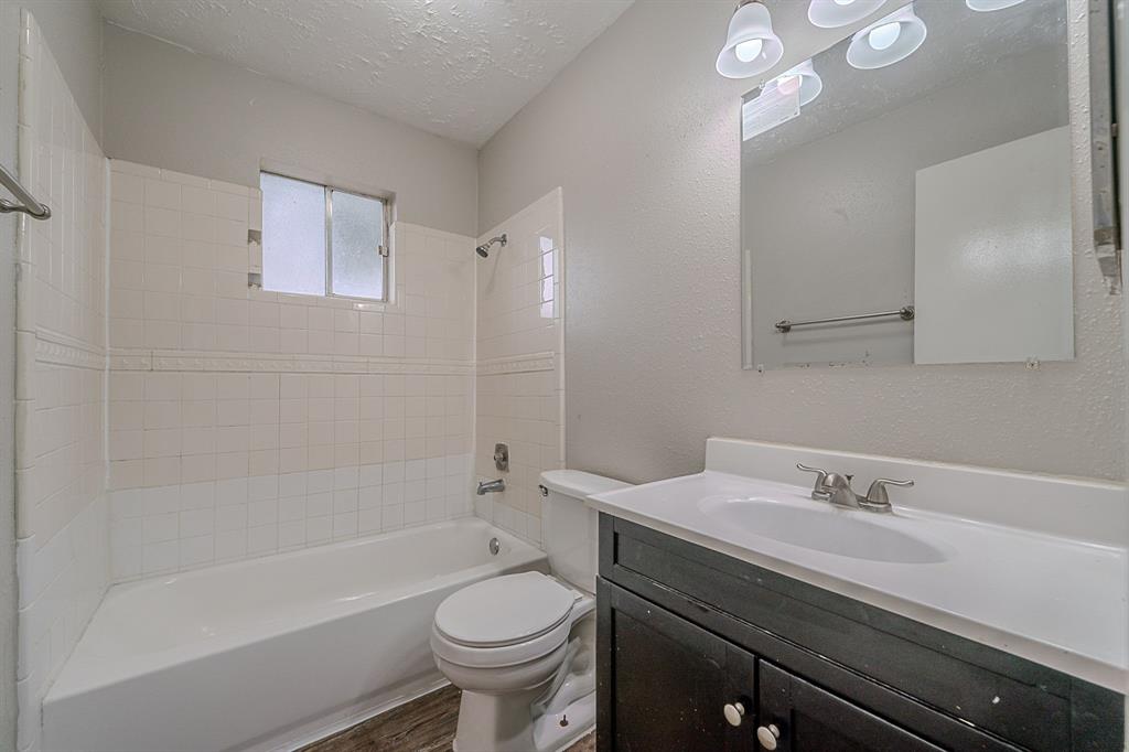 20211 Big Timber Court, Humble, Texas image 21
