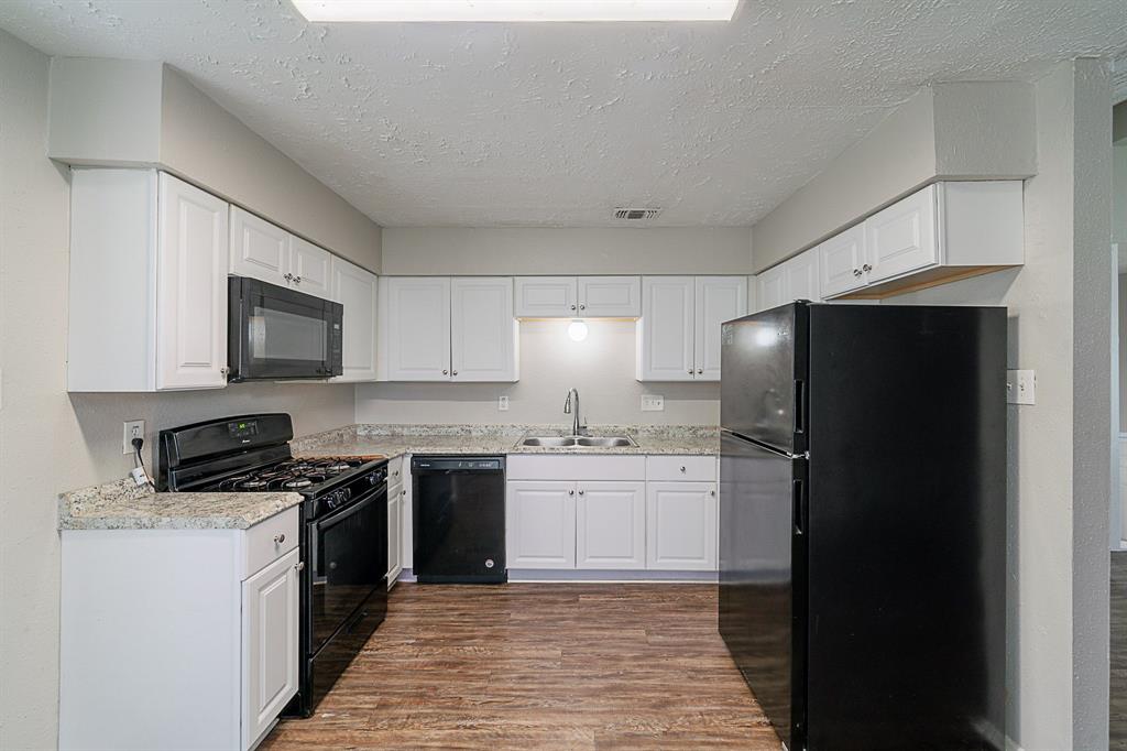 20211 Big Timber Court, Humble, Texas image 3