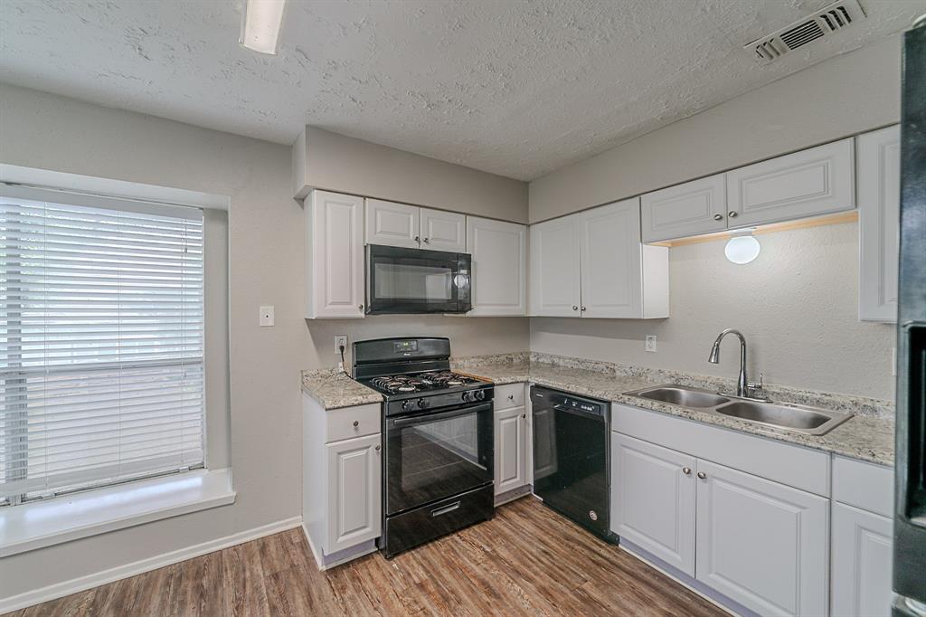 20211 Big Timber Court, Humble, Texas image 4