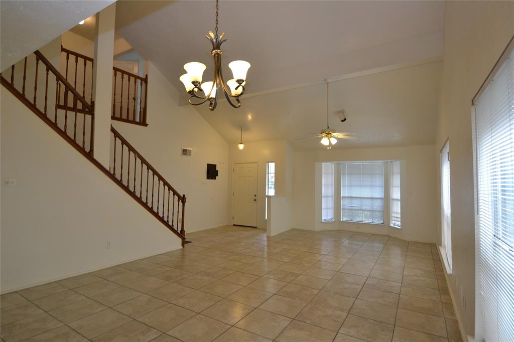 12410 Meadow Briar Drive, Stafford, Texas image 34