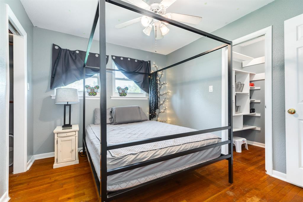 105 Mulberry Street, Lake Jackson, Texas image 17