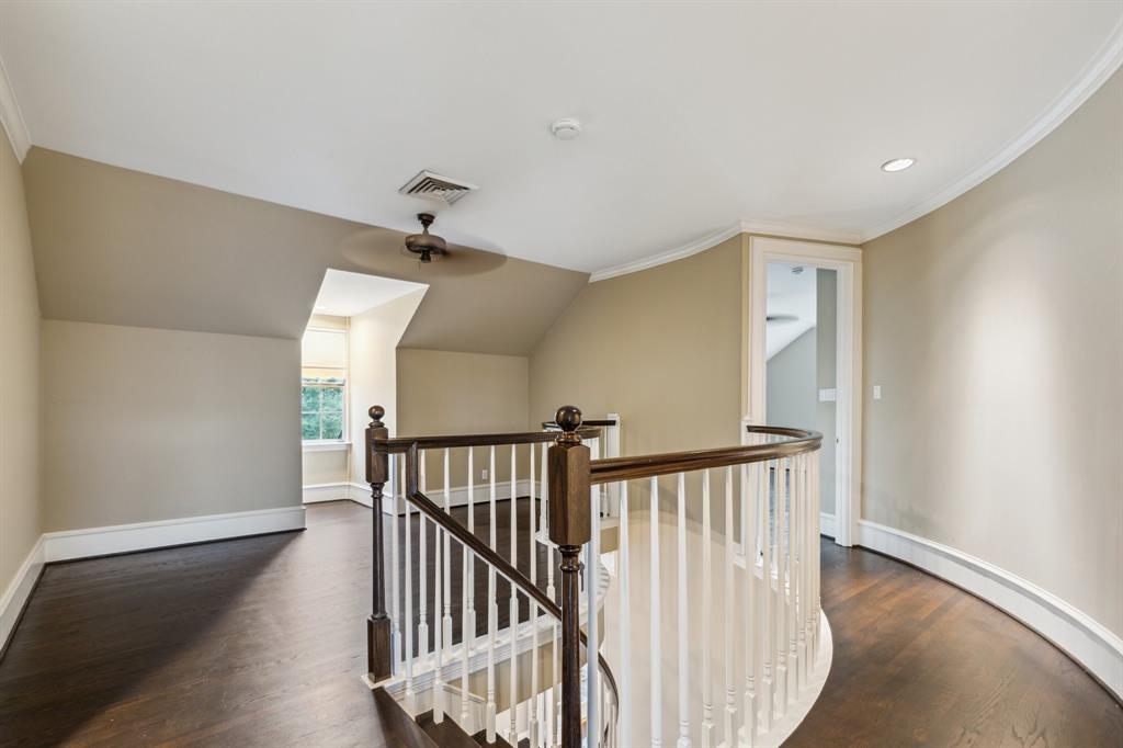 1110 Larkspur Lane, Seabrook, Texas image 21