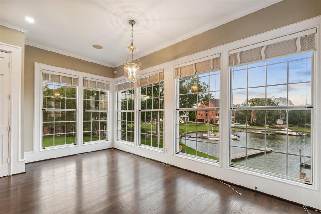 1110 Larkspur Lane, Seabrook, Texas image 13