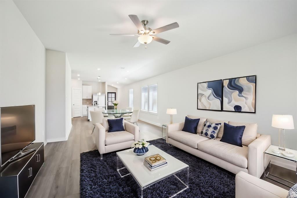 328 Willow Sage Court, Montgomery, Texas image 1