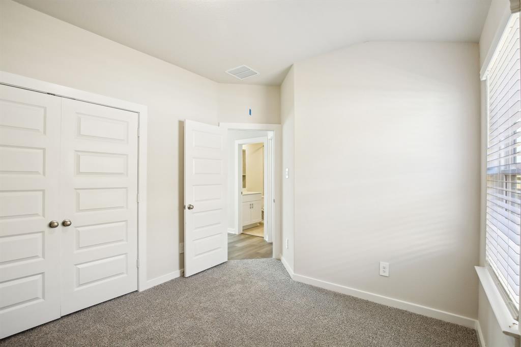 328 Willow Sage Court, Montgomery, Texas image 13