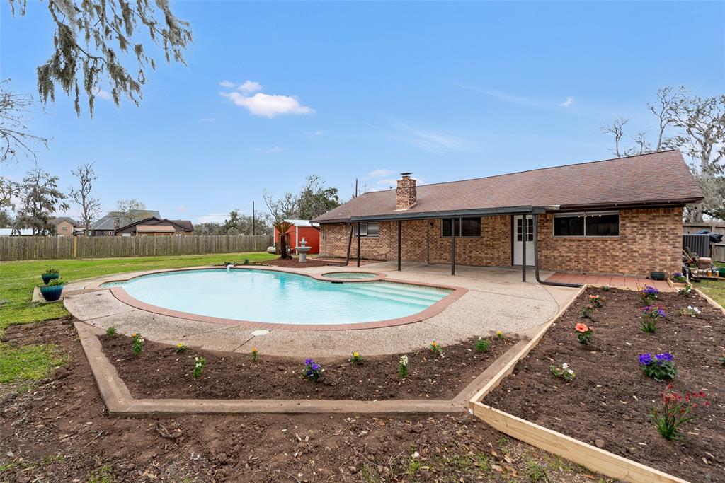 108 Deer Trail, Lake Jackson, Texas image 33