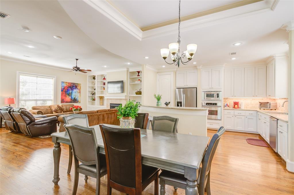 105 Detering Street, Houston, Texas image 16