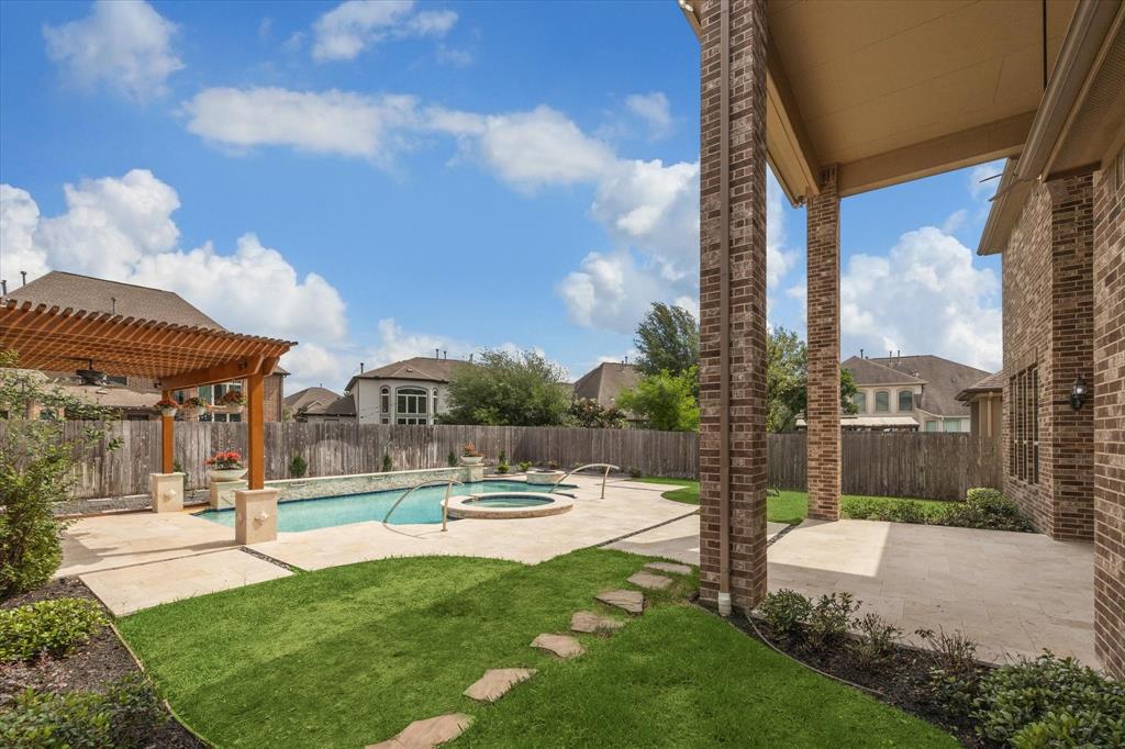 24918 Granite Bluff Ln, Katy, Texas image 36