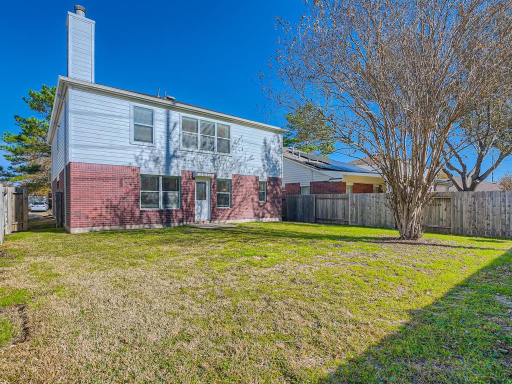 Photo 5 of 28 of 17415 Prospect Meadows Drive house