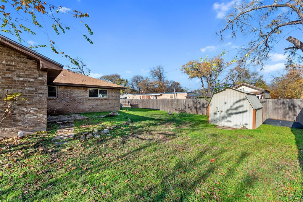 853 7th Street, Somerville, Texas image 28