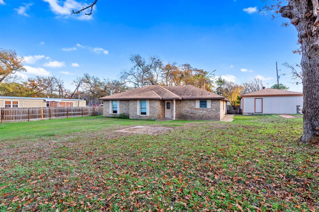 853 7th Street, Somerville, Texas image 34