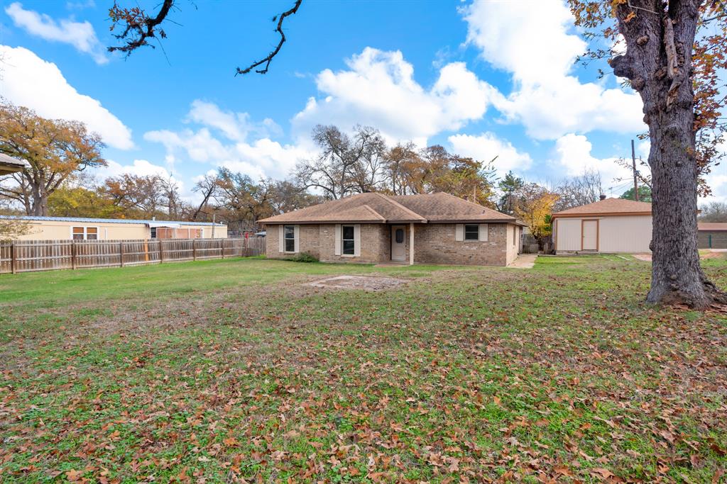 853 7th Street, Somerville, Texas image 3