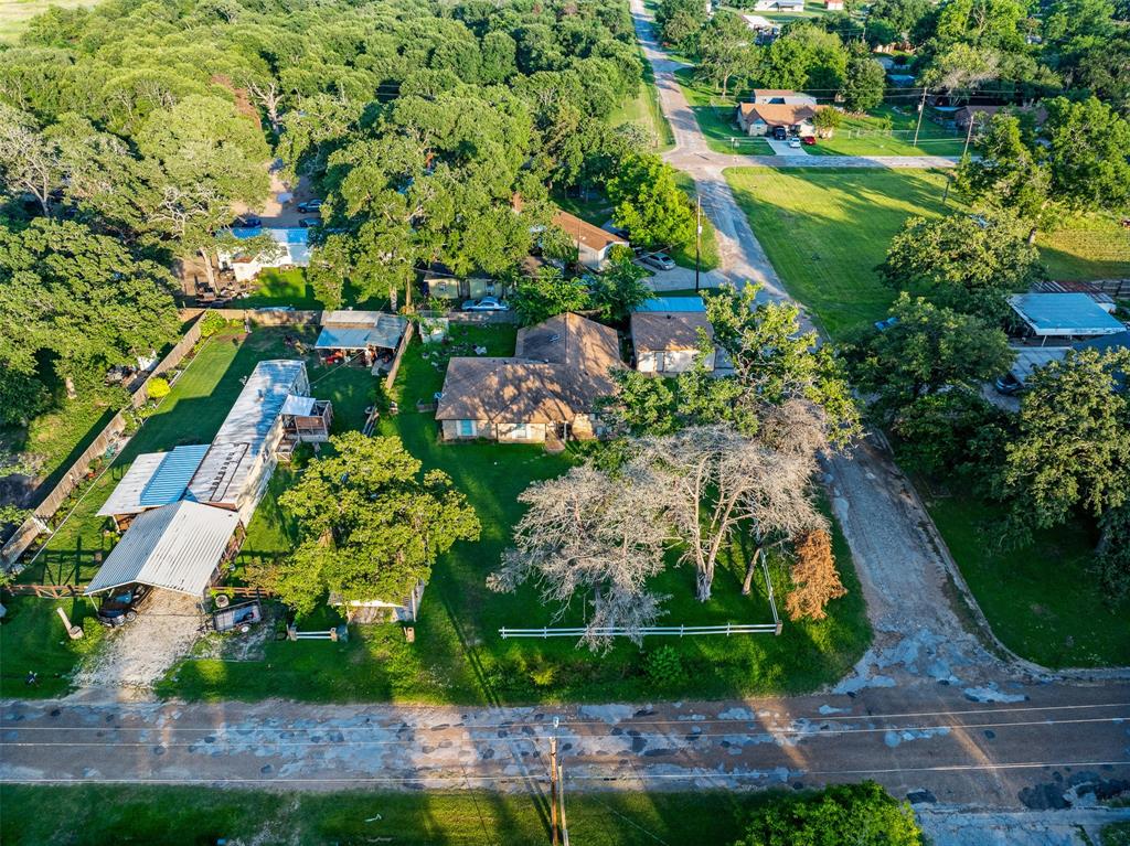 853 7th Street, Somerville, Texas image 1