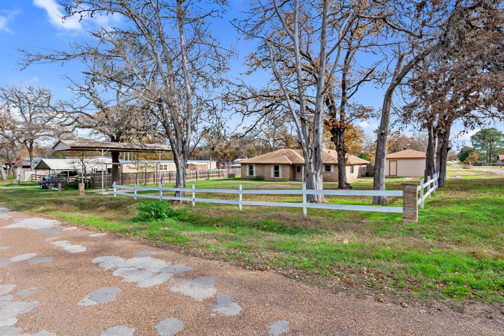 853 7th Street, Somerville, Texas image 30