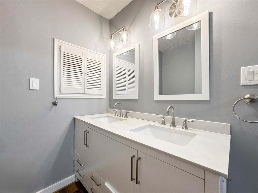 5014 Pennystone Way, Friendswood, Texas image 24